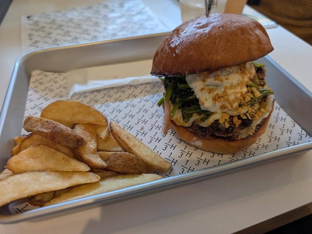 1/3 HAMBURGER FACTORY 金沢店