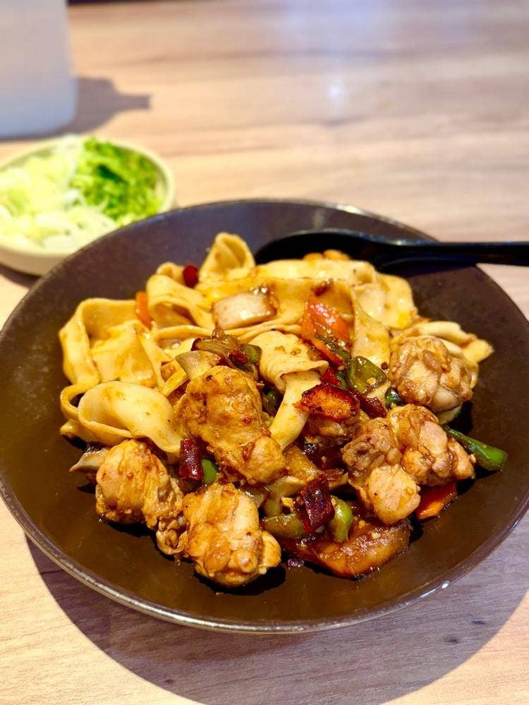 ビャンビャン麺火鍋成都
