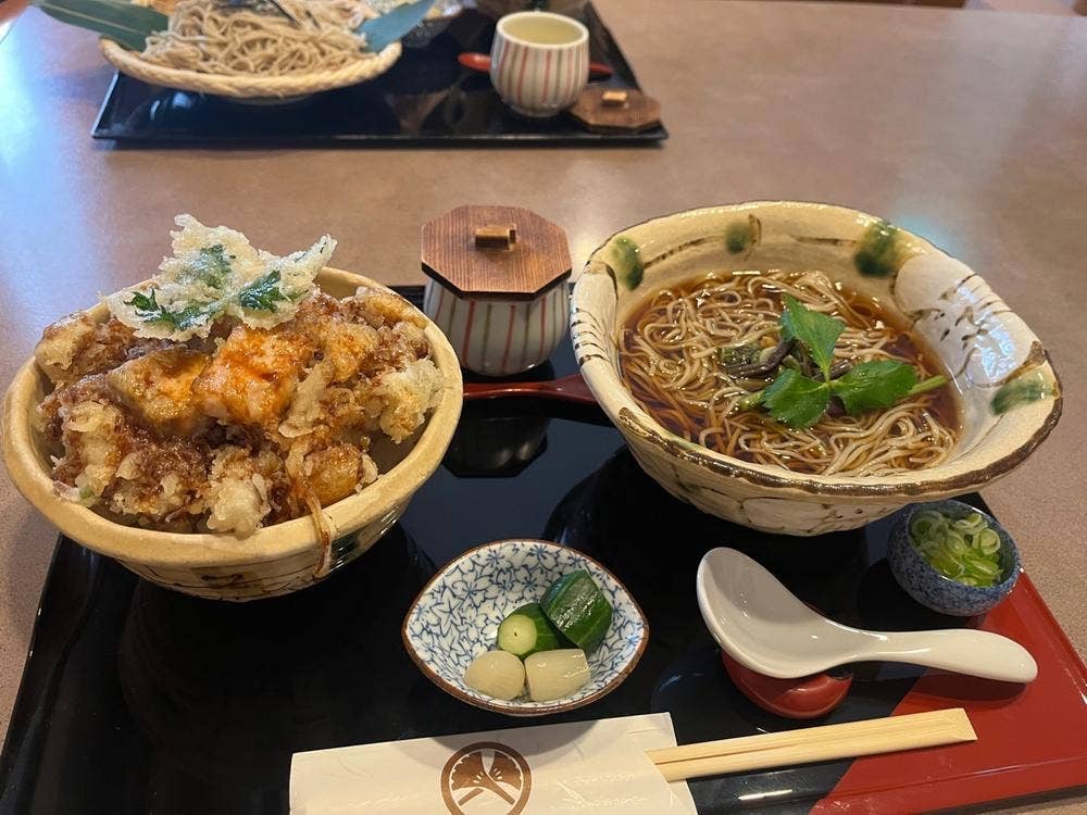 諏訪屋 鳴子店