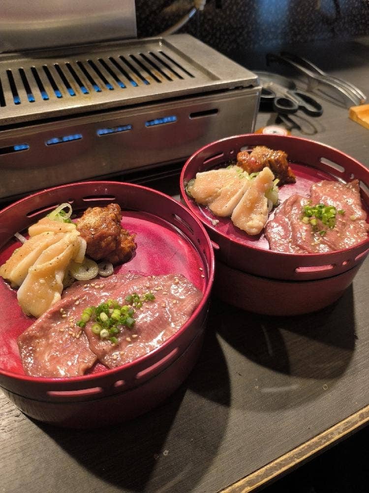 焼肉 安萬