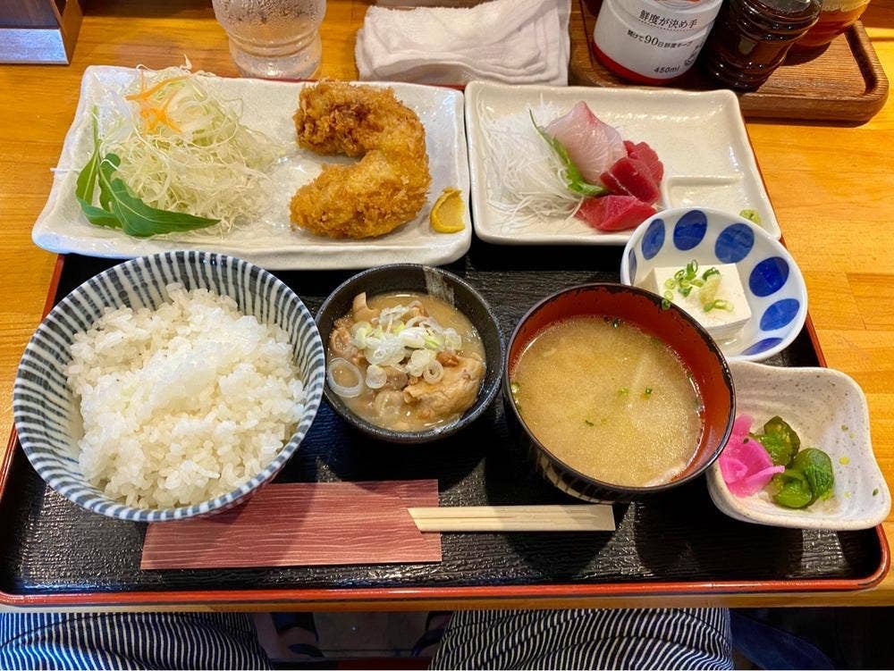 食事処 まるとし