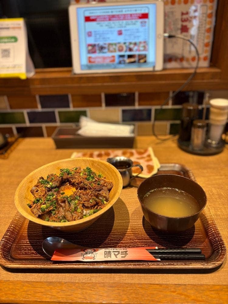 宮崎牛ステーキと宮崎地鶏 肉バル食堂 みやざき晴マチ 中央通 一番街店