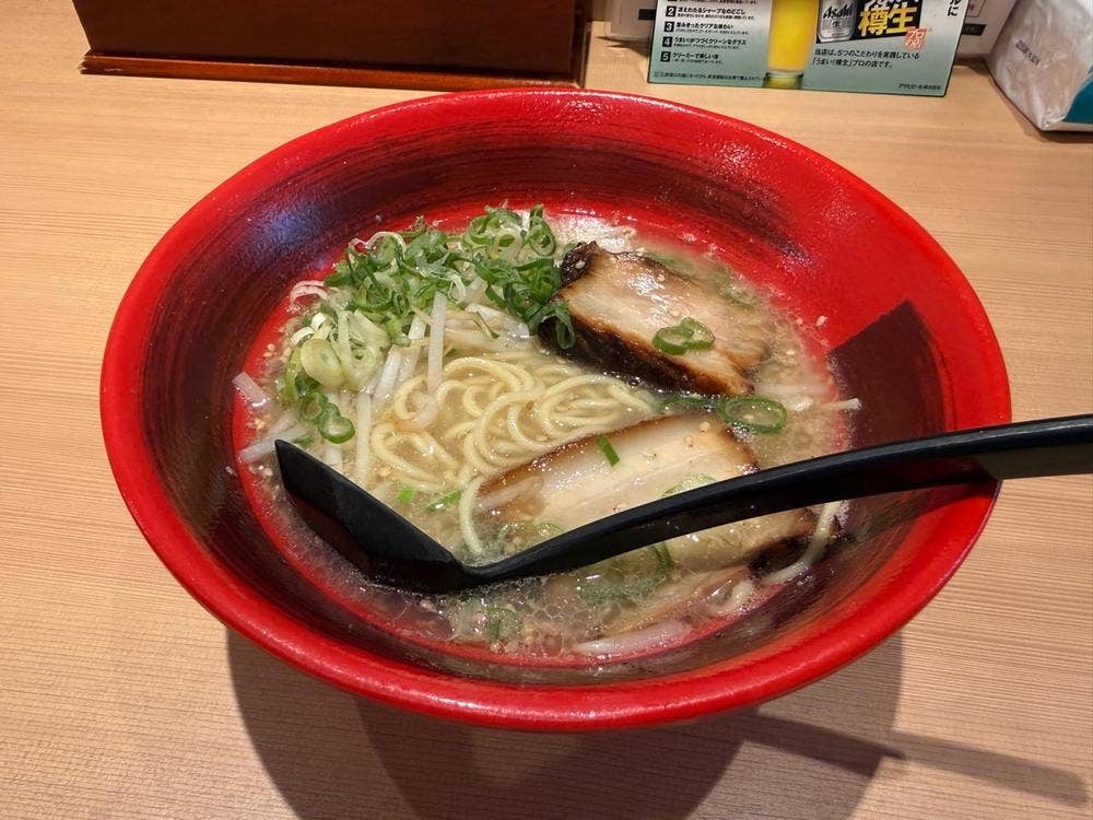 博多ラーメンげんこつ 灘店