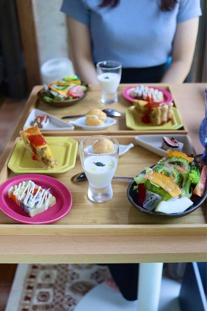 カネトモカフェ