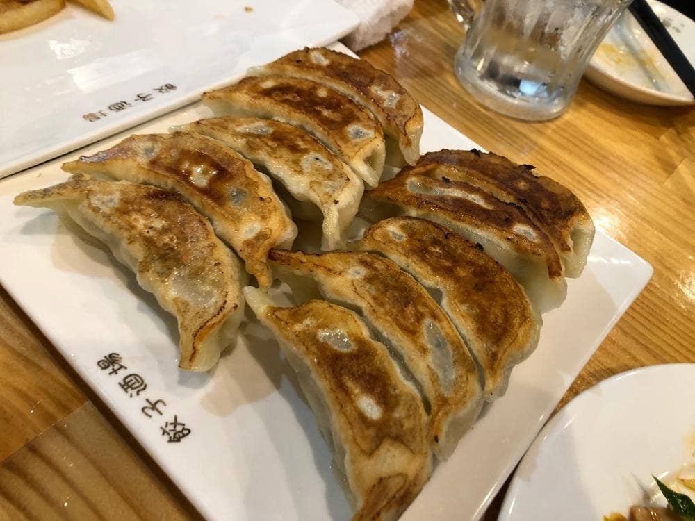 24時間 餃子酒場 五反田店