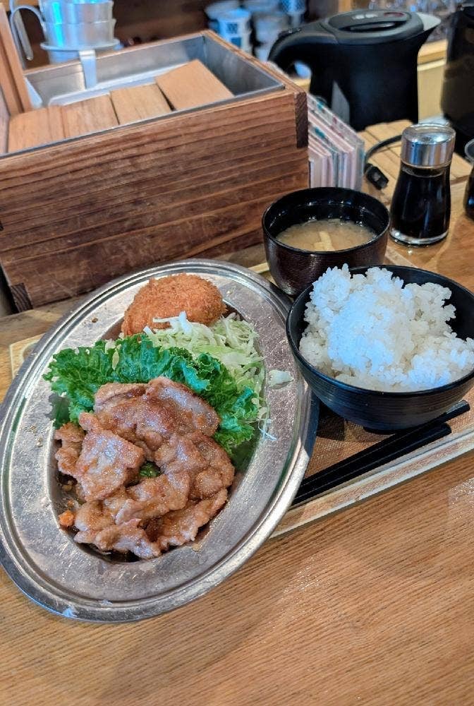 烏森絶メシ食堂