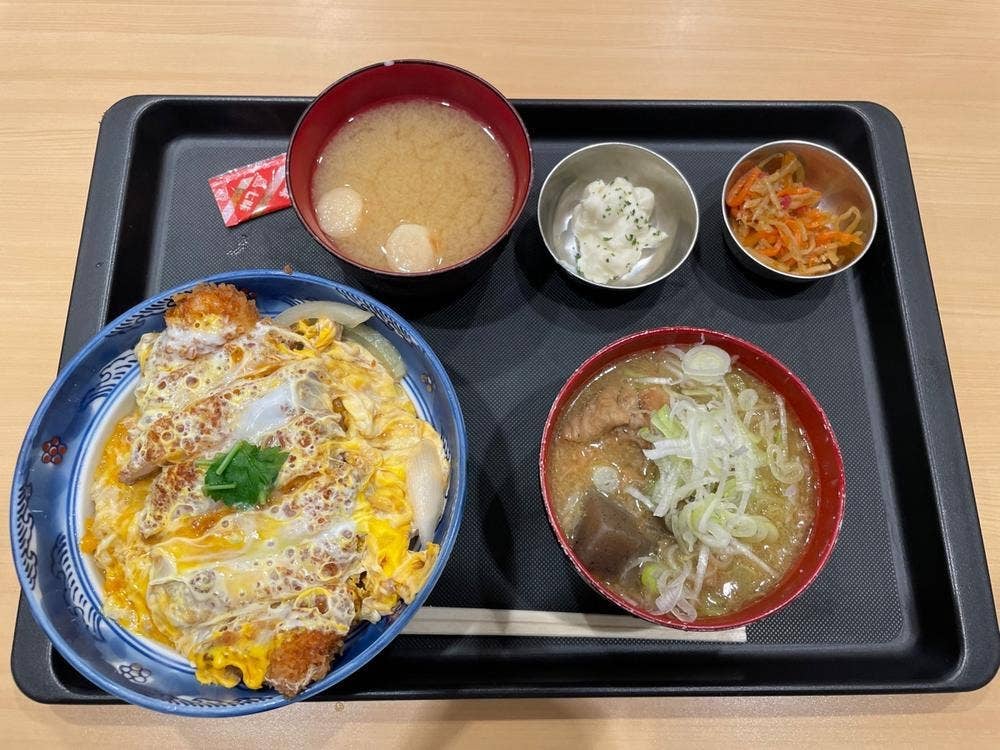 ラッキー食堂ぐんま軒