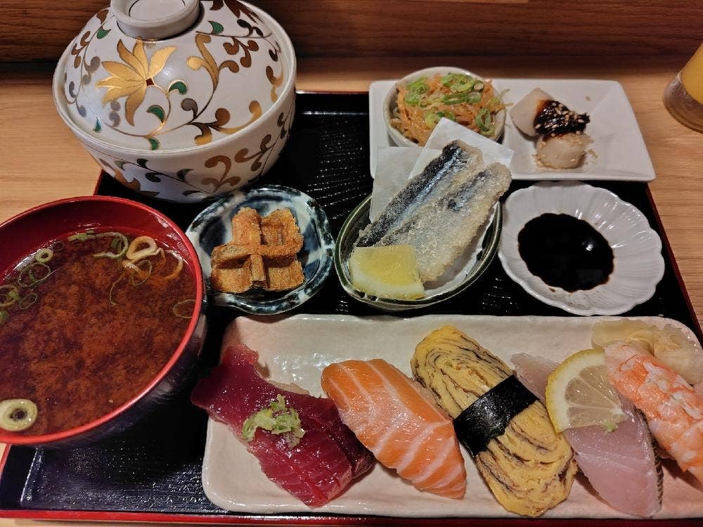 鮨とSAKE 茶屋町Marry