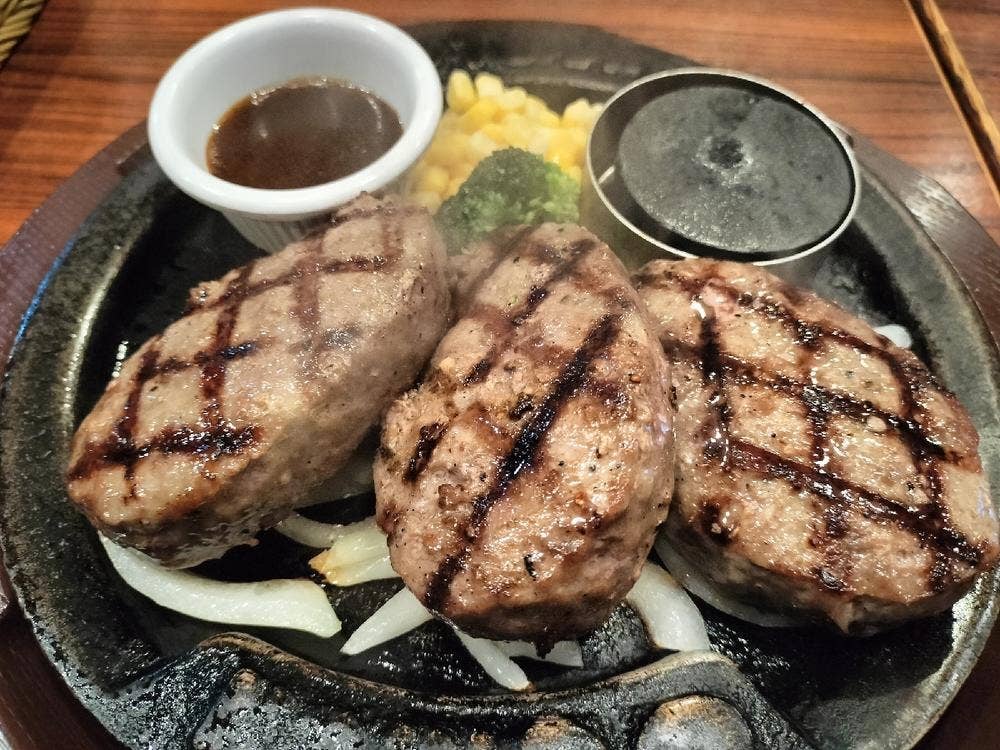 トマト&オニオン 津山駅前店