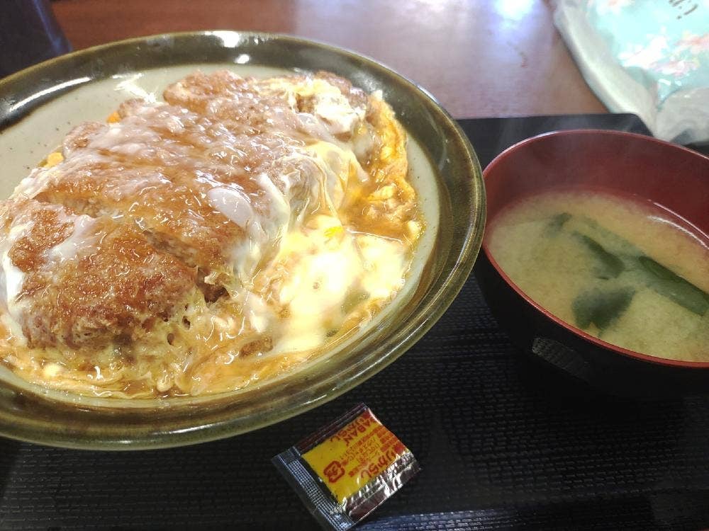 籠屋食堂