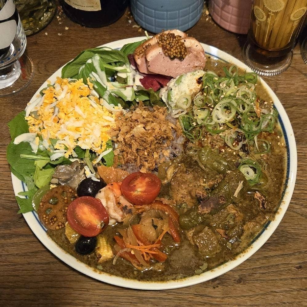 スタンド ツマミグイ