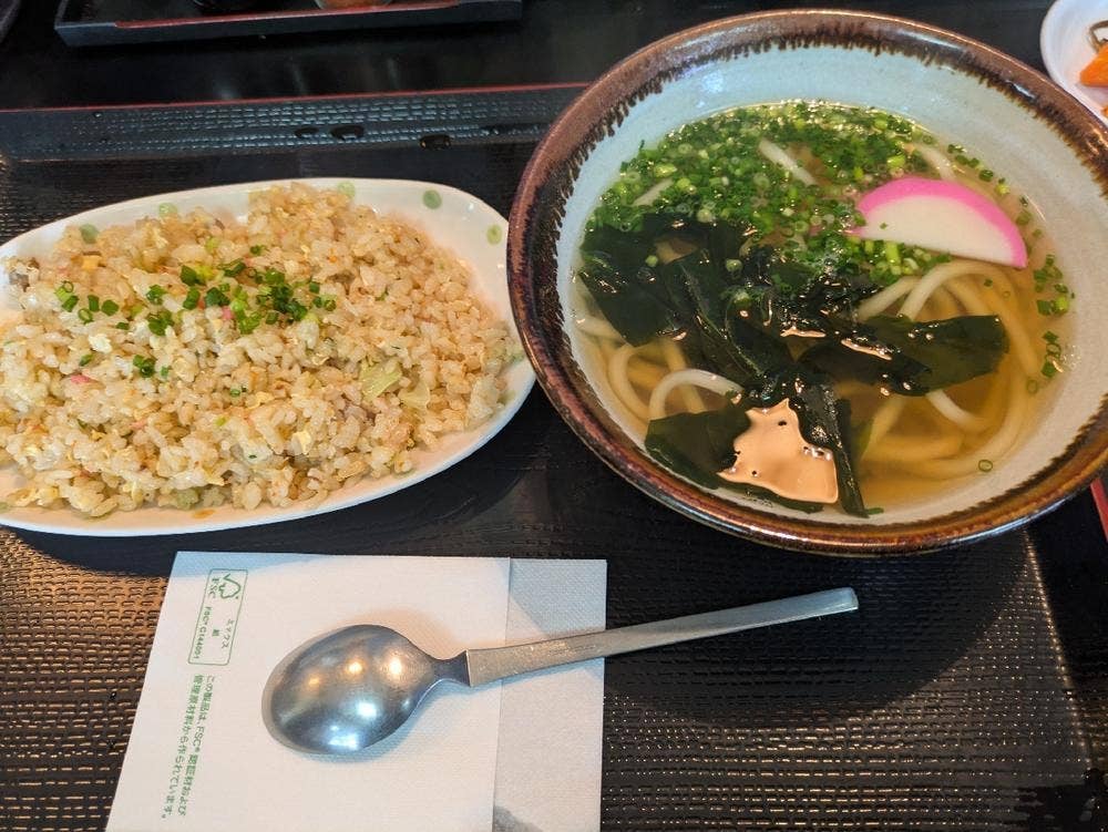 麺ますや