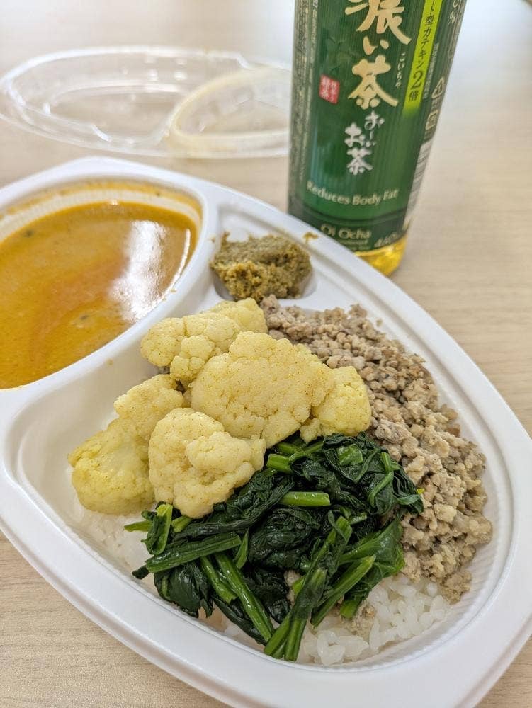 シャンティカレー 移動販売車