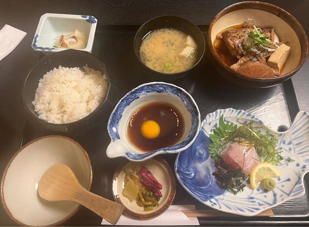 伊予食堂 おとら