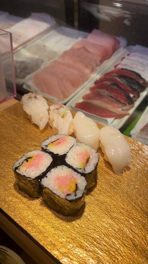立鮨すし横 ヤエチカ店