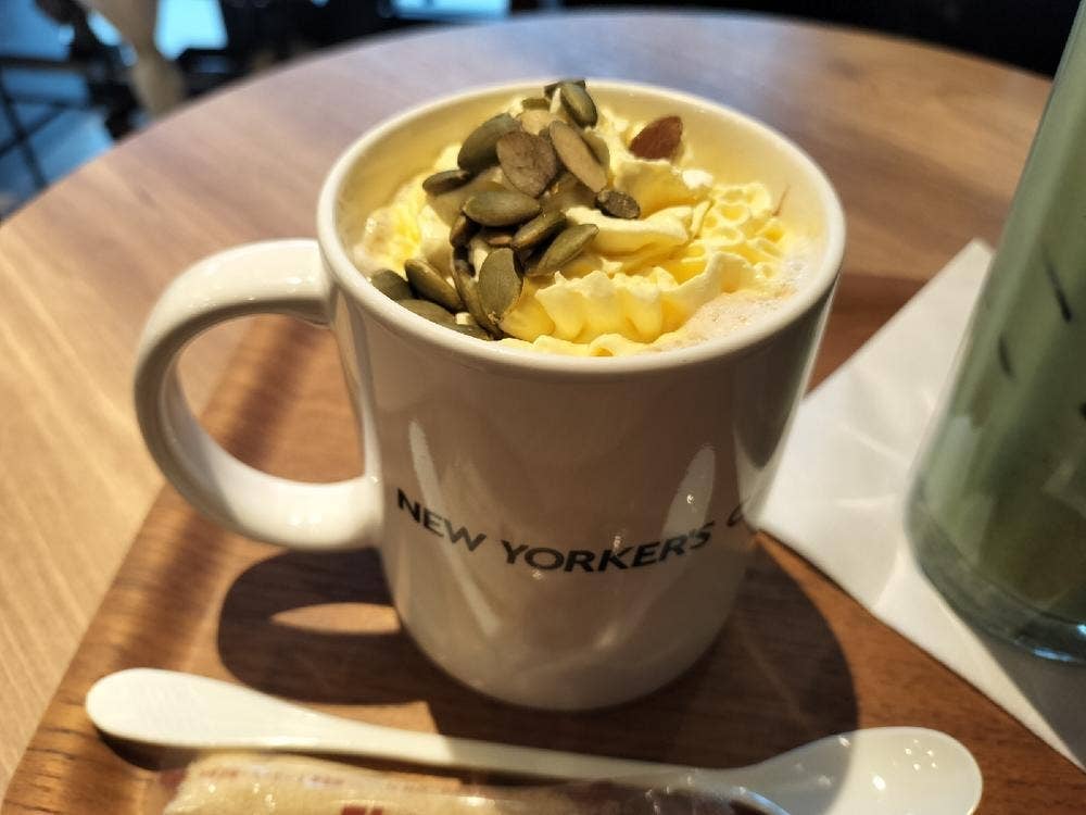 NEW YORKER'S Cafe 新橋汐留口駅前店