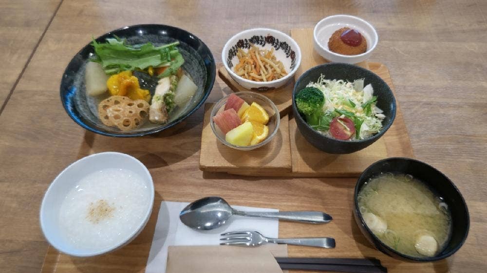 地中海の恵みと和食ごはんひなた