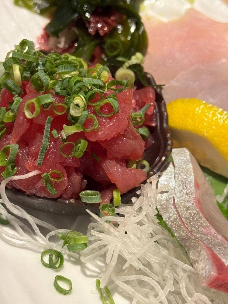 大衆洋風酒場アカミチトラフィック