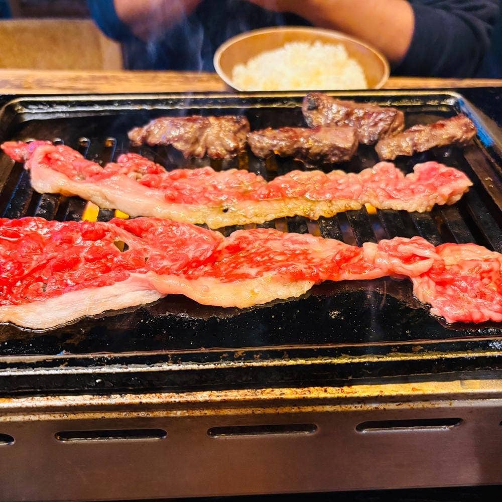 焼肉 一柳商店