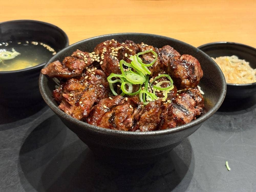 肉丼専門店 三宮肉劇場