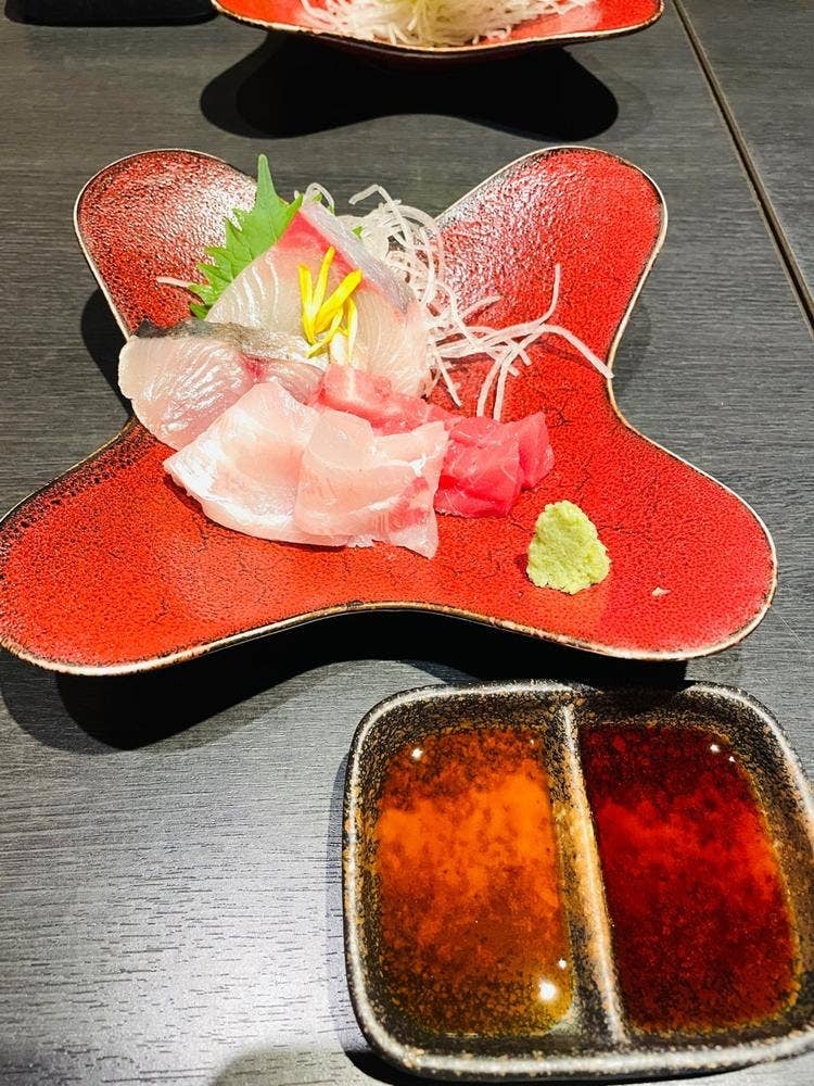 板前バル LIVE FISH MARKET 日比谷グルメゾン店