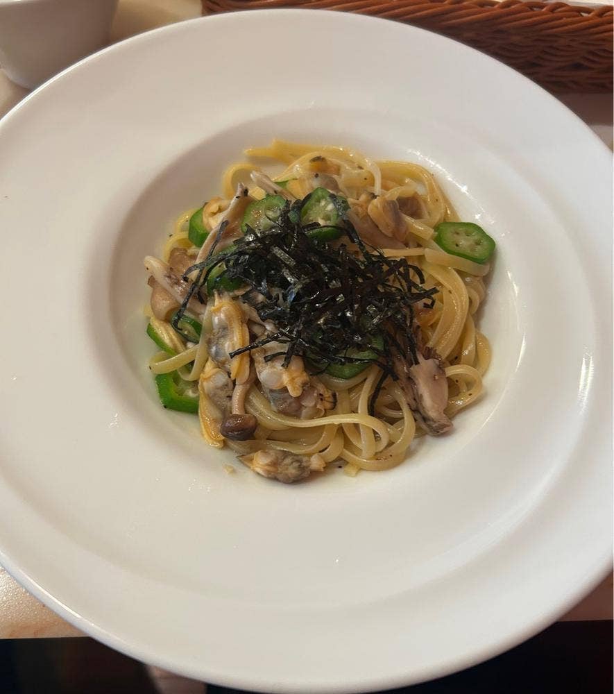 Bakery Cafe Refrain 曽根本店