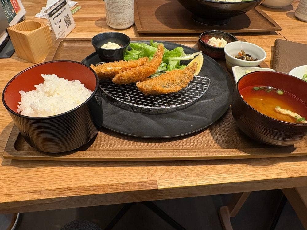 レストラン なぎの木キッチン