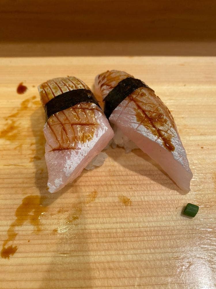 すしぎん