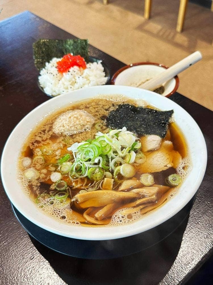 津軽煮干中華 勝三郎