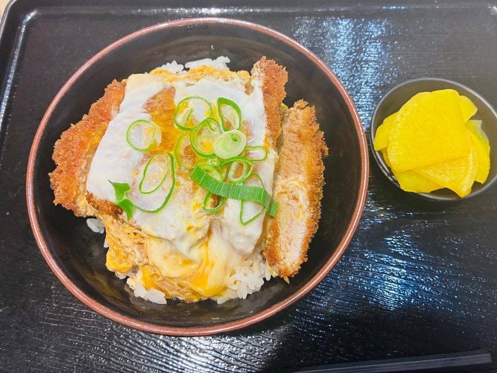 かつ丼 吉兵衛 プロメナ神戸店