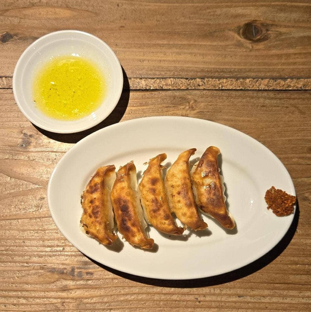 餃子とスパークリング バブルス