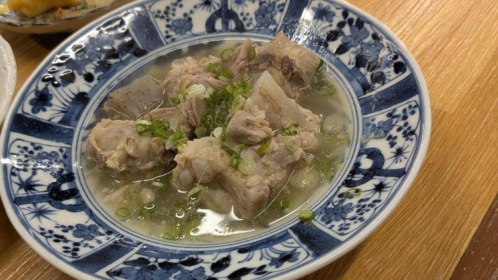 なだや