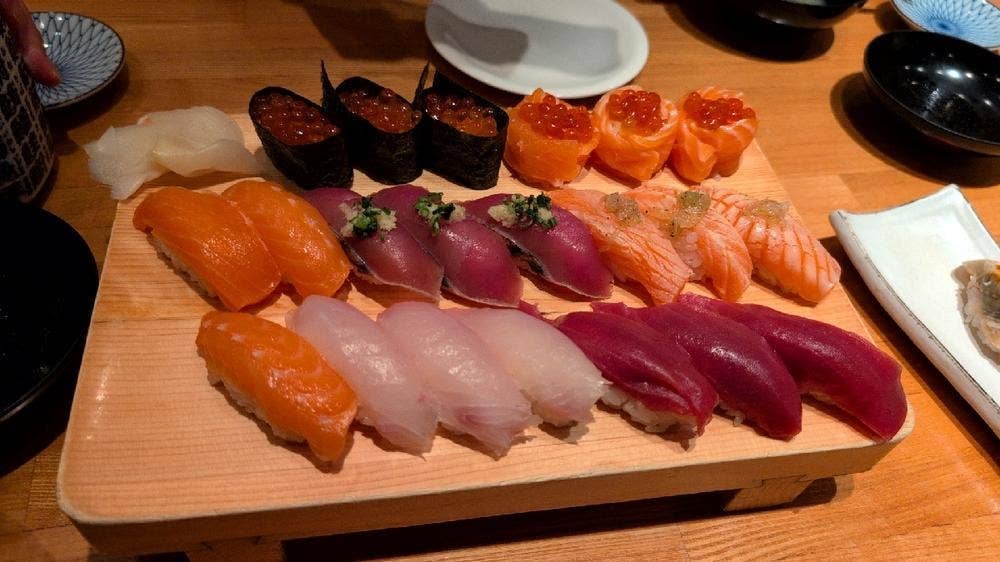 築地すしくろ
