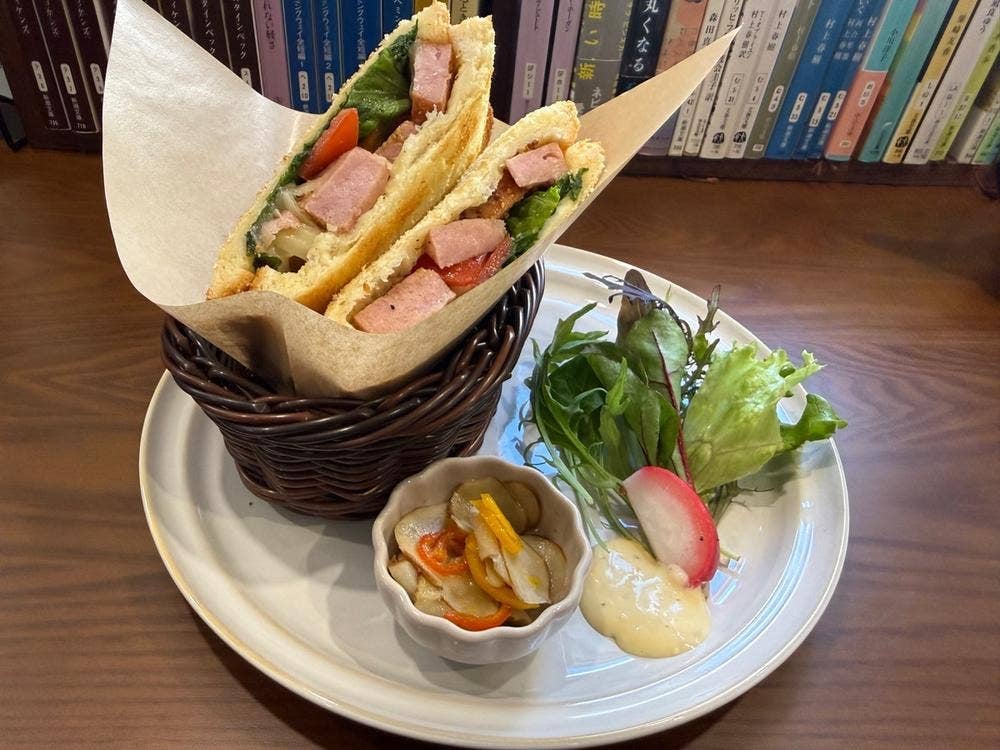 本と喫茶 コトノハ