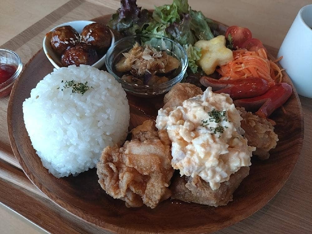 コモレビカフェ