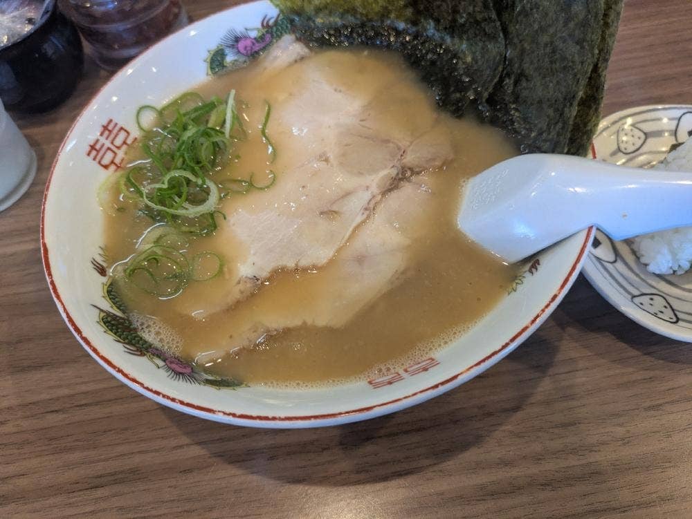 博多ラーメン 七萬