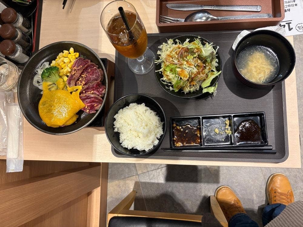 とろけるハンバーグ 福よし イオンモール座間店