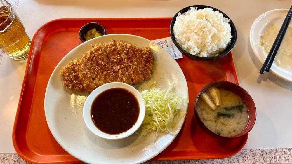 金かつ