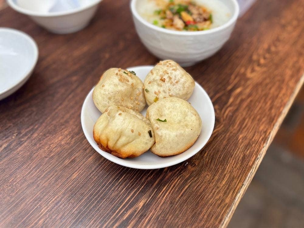 焼小籠包 龍輝