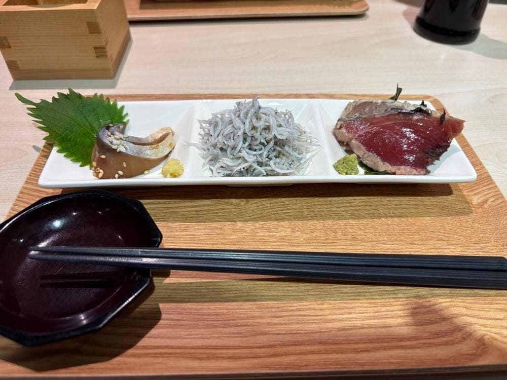 牡蠣と海鮮丼 ふぃっしゃーまん亭