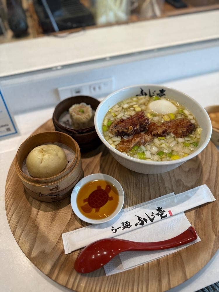 らー麺 ふじ壱 御殿場プレミアム・アウトレット店