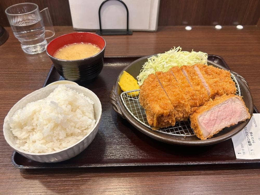 肉屋食堂 たけうち 蕨店