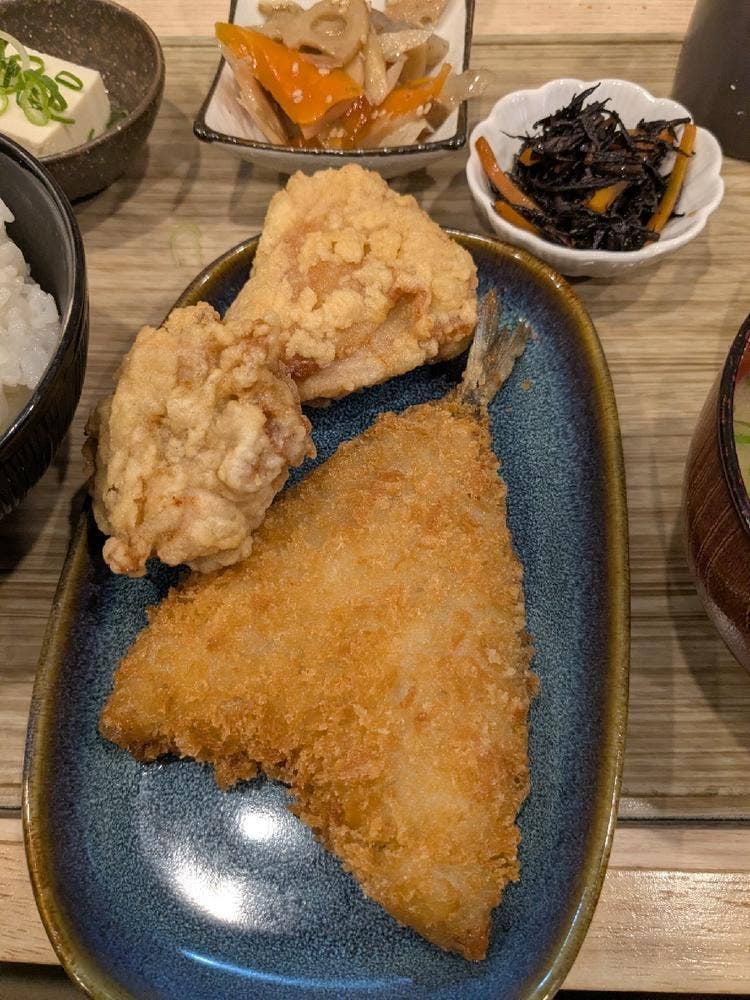 丸孝食堂