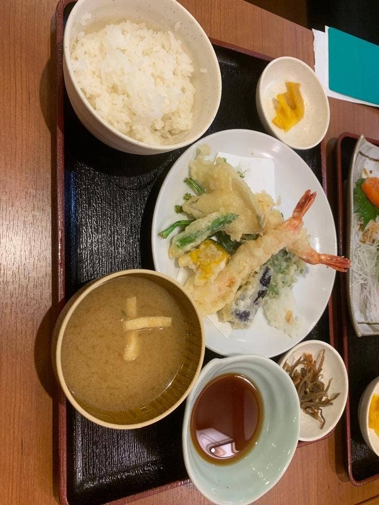 大衆食堂 定食のまる大 多摩センター店