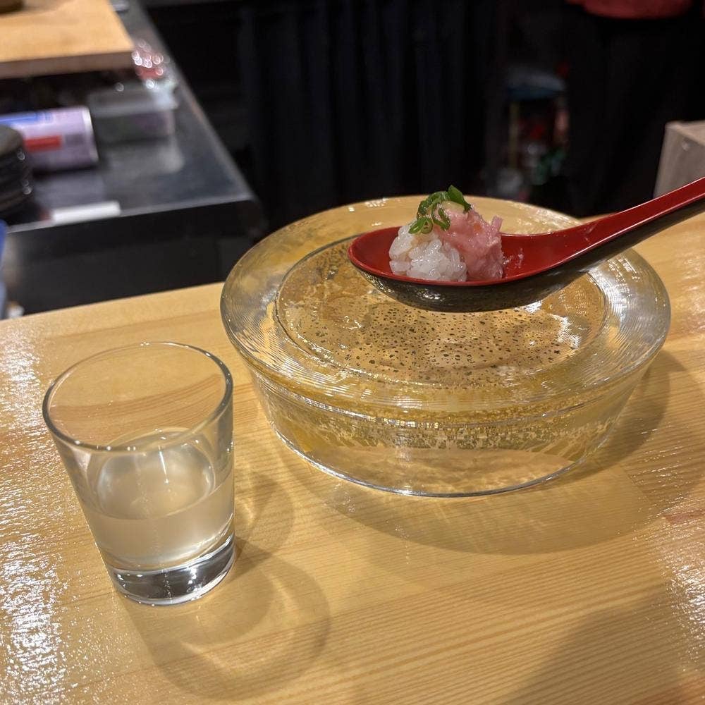 鮨 奉弘