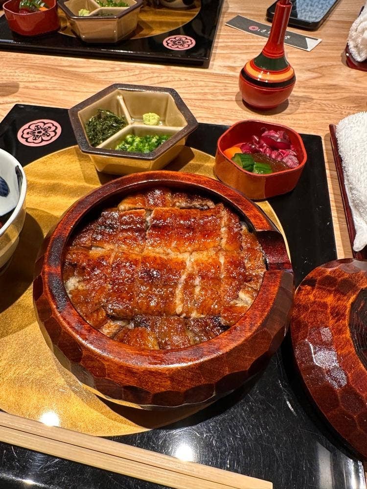 はなぶさ 麻布十番店