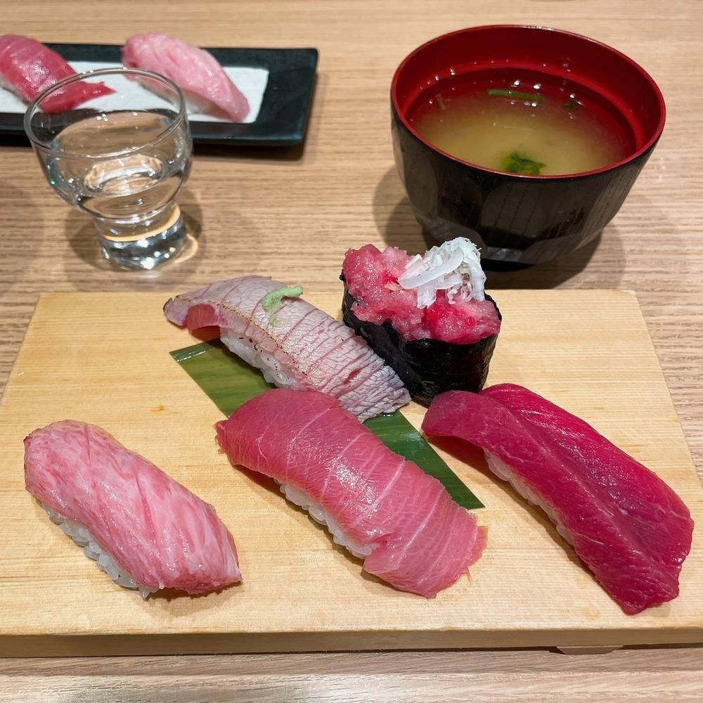 桃太郎すし エミオ練馬店
