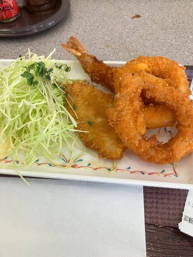 御飯艇