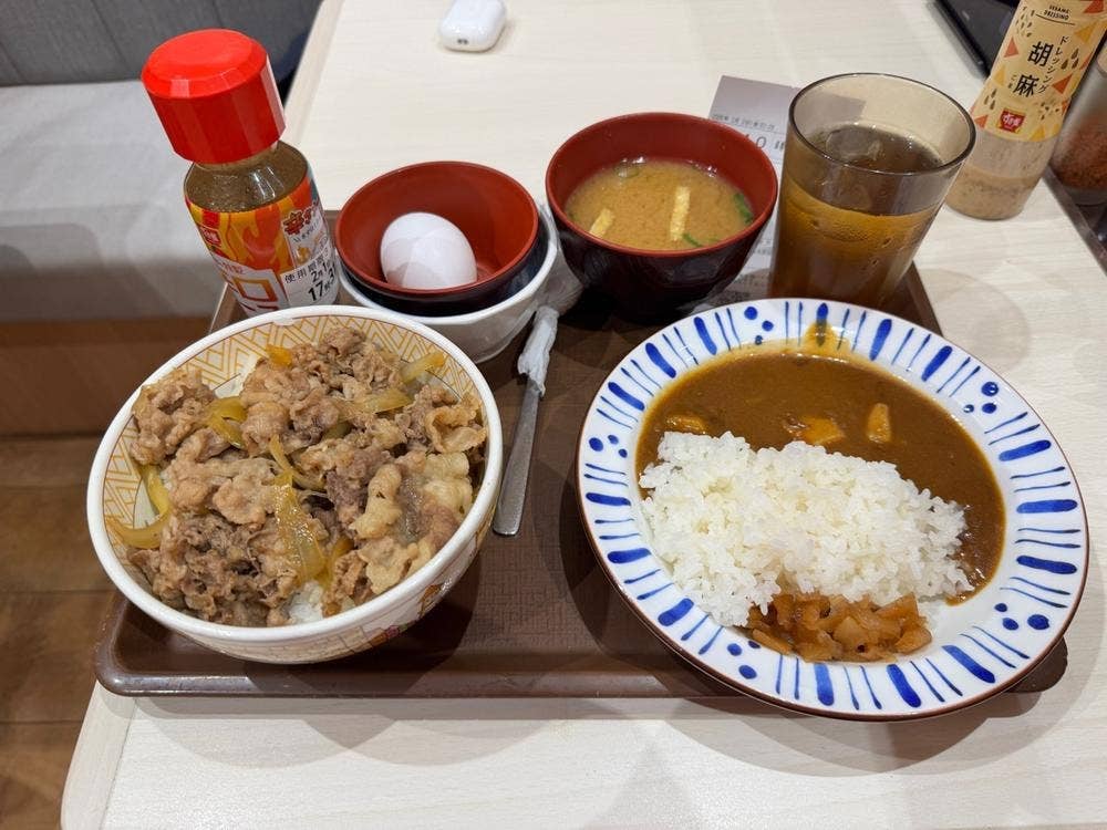すき家 赤坂六丁目店