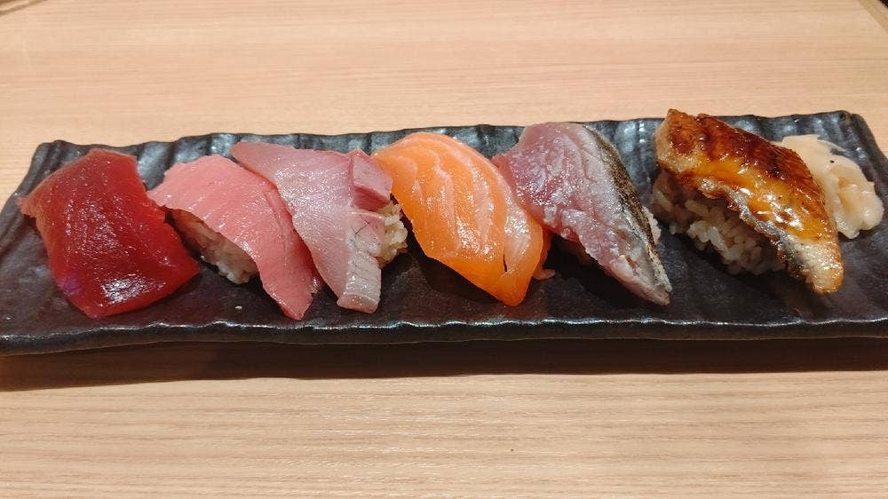 鮨 酒 肴 杉玉 南森町